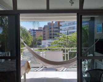 Great apartment for 8 people, two blocks from Praia Brava - Caioba - ماتينهوس - شرفة