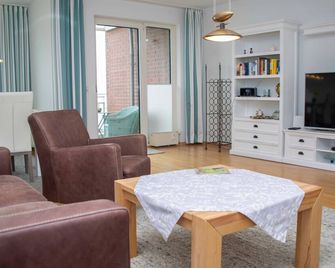 107-2 Neptun mit Meerblick - Wilhelmshaven - Living room