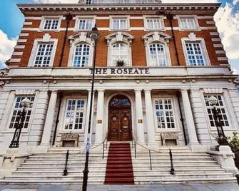 The Roseate Reading - Reading - Edificio