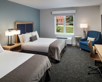 Hotel Ursa - Orono - Bedroom