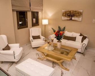 Lagaria Hotel - Afytos - Living room