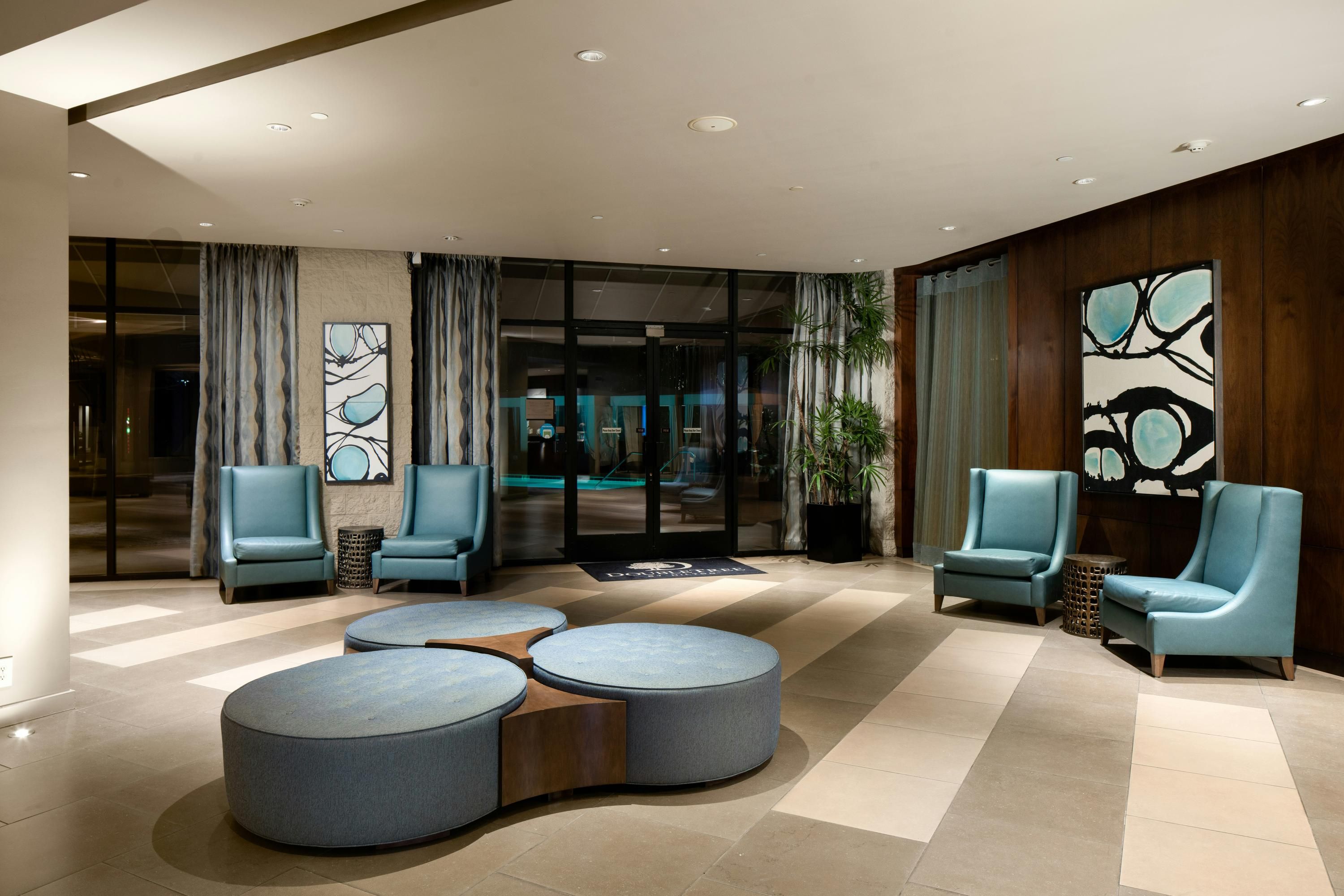 DoubleTree by Hilton Hotel Monrovia-Pasadena Area - Monrovia - Lobby