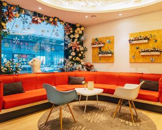 Ibis Taiyuan Qinxian Street Hotel - Taiyuan - Lounge