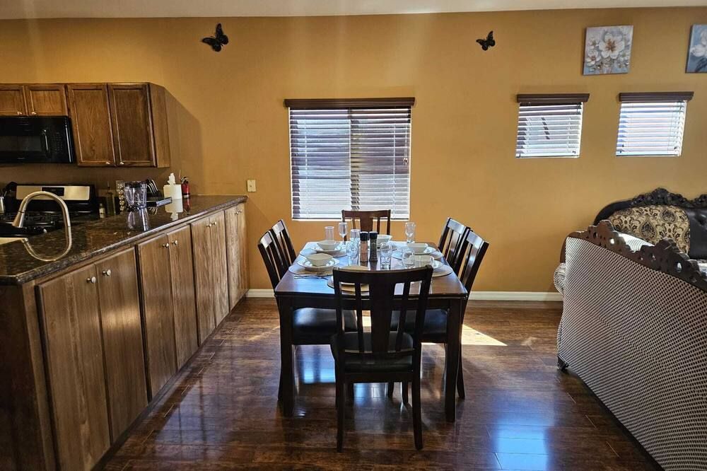 Downtown Summerlin house - לאס וגאס - חדר אוכל