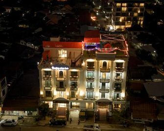 Confetti Garden Hotel - Vang Vieng - Bâtiment