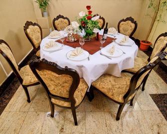 Hotel Carol - Constanţa - Essbereich