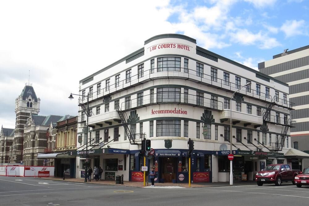 Law Courts Hotel
