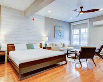 The 1661 Inn - Block Island - Bedroom