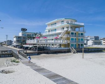 Paradise Oceanfront Resort of Wildwood Crest - Wildwood Crest