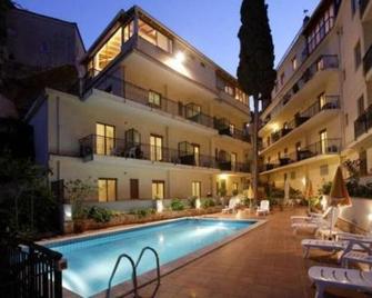 Hotel Soleado - Taormina - Piscine