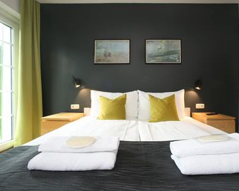 Seehotel Sissi - Direkt am Zeller See - Zell am See - Bedroom