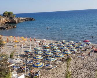 Relaxation vacation by the sea with a terrace - Marina di Camerota - Spiaggia