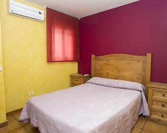 Hostal Velarde - Talavera de la Reina - Habitación