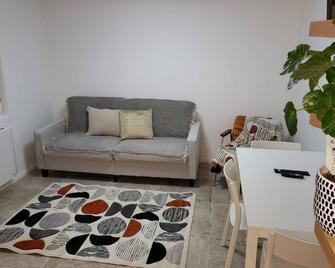Cosy Appartement Hyper Centre-Ville - Quimper - Living room
