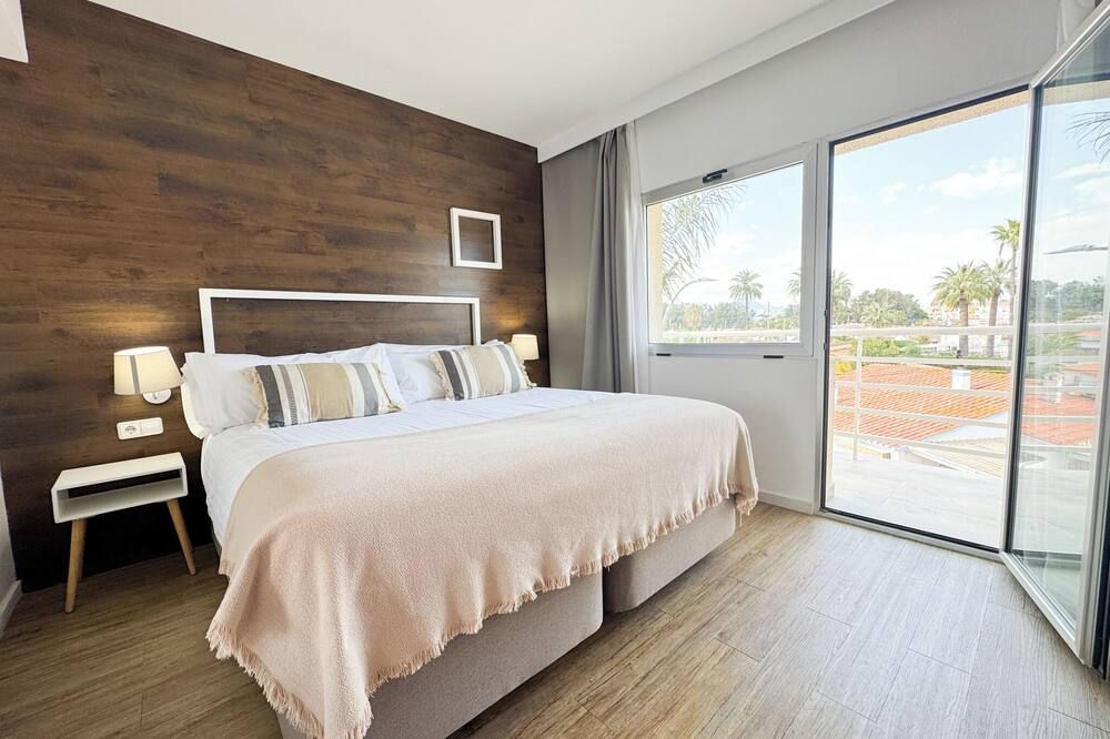 هوتل بوتيك فيلامور - ٔونلي أدالغس - دينايا - غرفة نوم