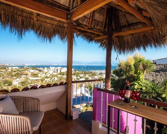 Villa Bella Bed & Breakfast Inn - La Cruz de Huanacaxtle - Balcon