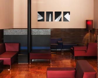فندق إنترسيتي مانهايم - مانهيم - ردهة