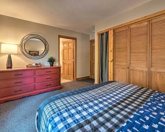 Private McCall Apartment with Mountain View! - Donnelly - Bedroom