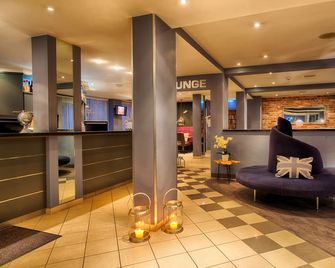 Enjoy Hotel Berlin City Messe - Berlin - Front desk