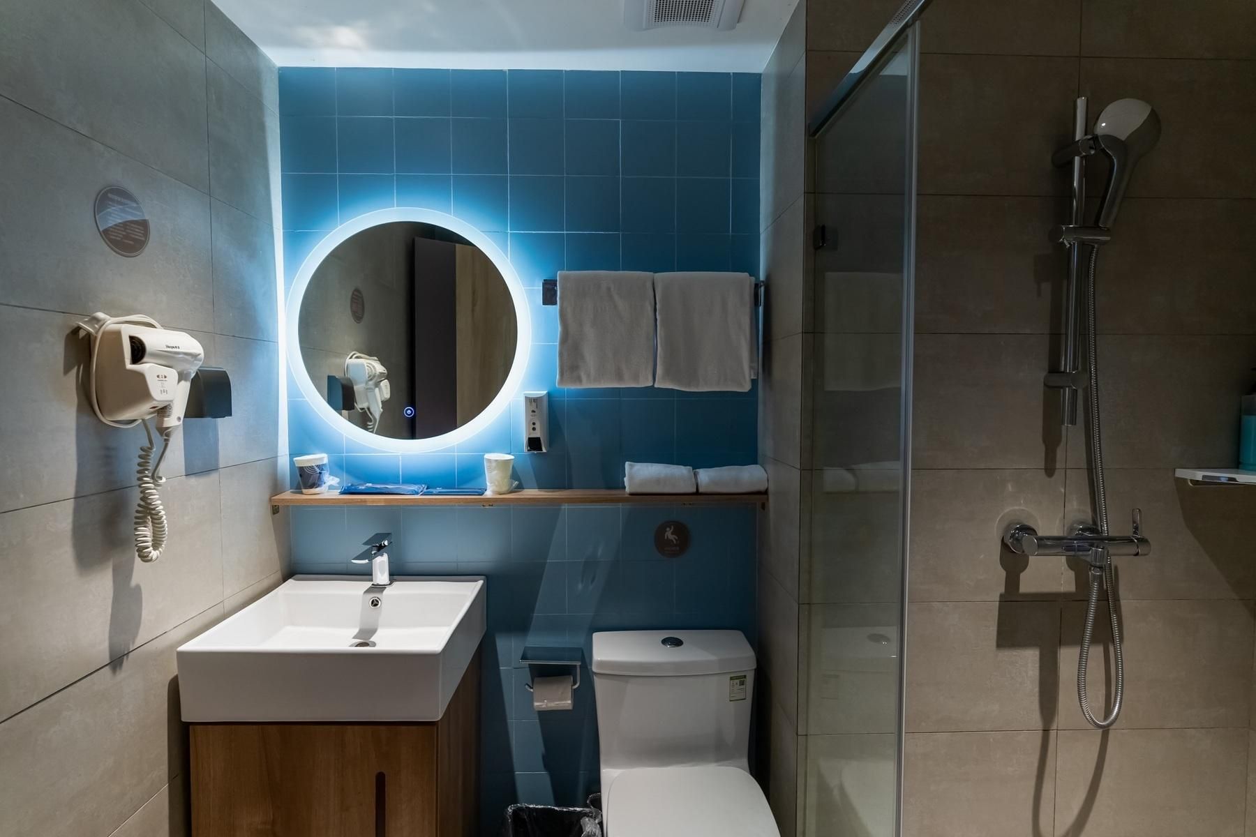 Home Inn Neo Dalian People's Square Xinkai Road Dongguan Street - דאליין - חדר שינה