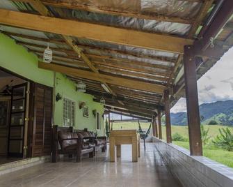 Alto Do Paraíso Sítio Mg - São Bento do Sapucaí - Innenhof