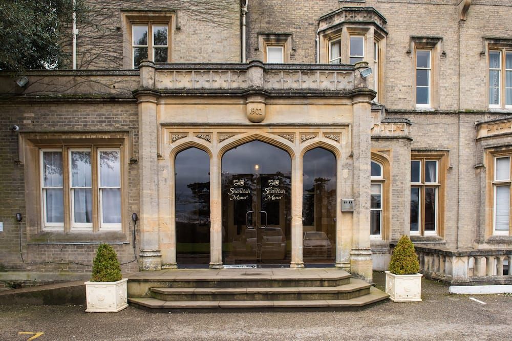 Shendish Manor Hotel & Golf Course