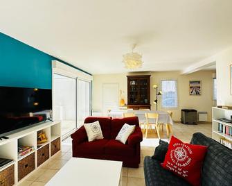 Maison de vacances 6 pers, proche mer, Fouras - FR-1-709-85 - Fouras - Huiskamer