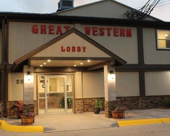 Great Western Inn - Junction City - Building