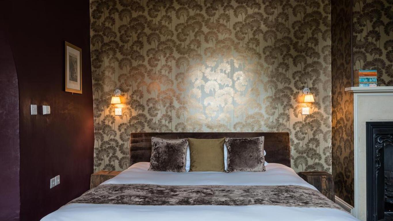 The Castle Inn Bradford on Avon