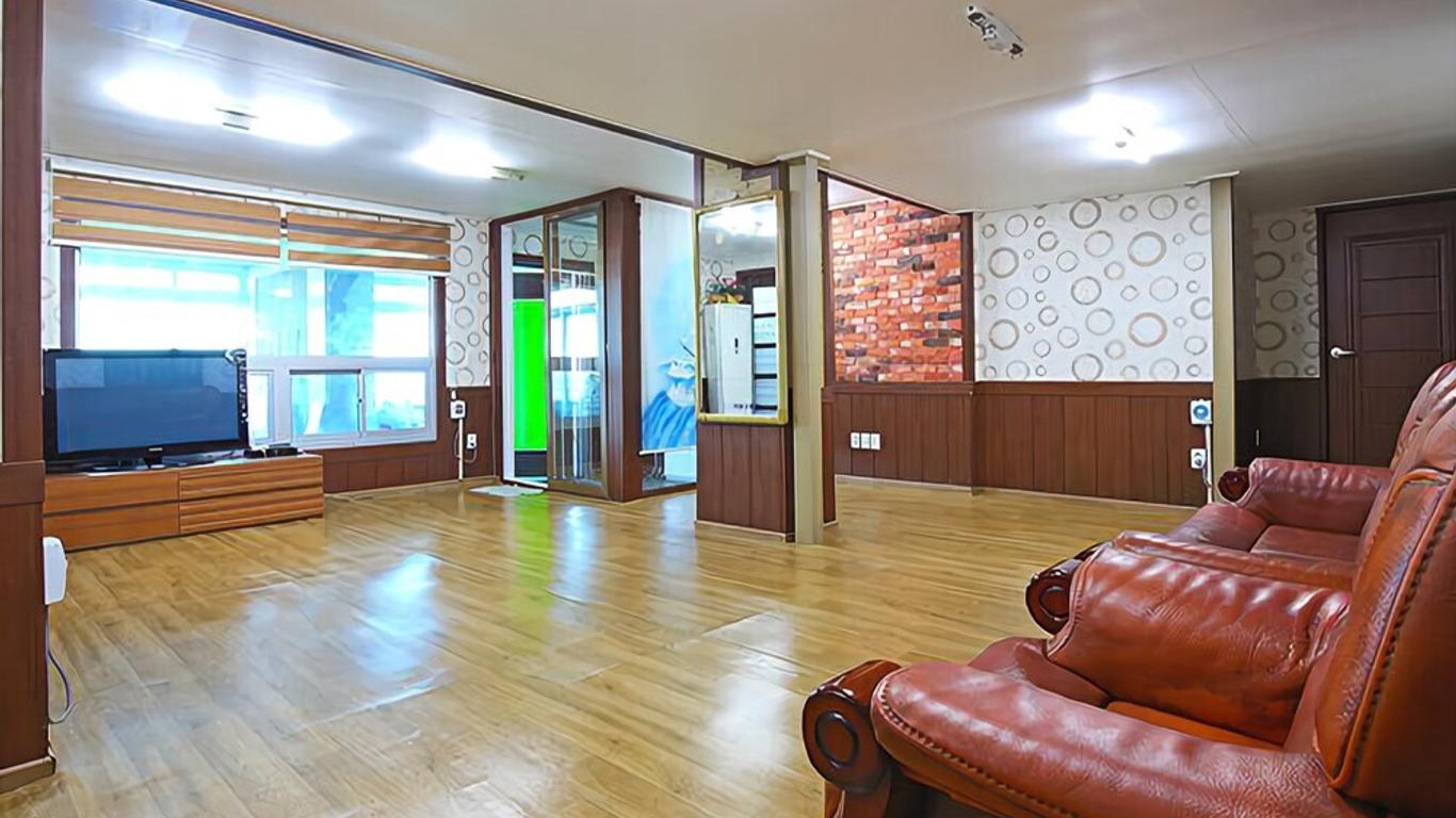 Pohang Guryongpo Ara Pension