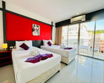 Hotel Baya Patong - Patong - Habitación