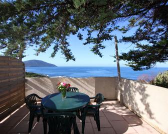 Paese di Lava - Alata - Balcon