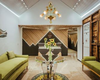 Original House Hotel Boutique - Ushuaia - Lobby