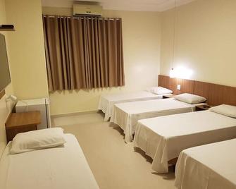 Oft Place Hotel - גואיאניה - חדר שינה