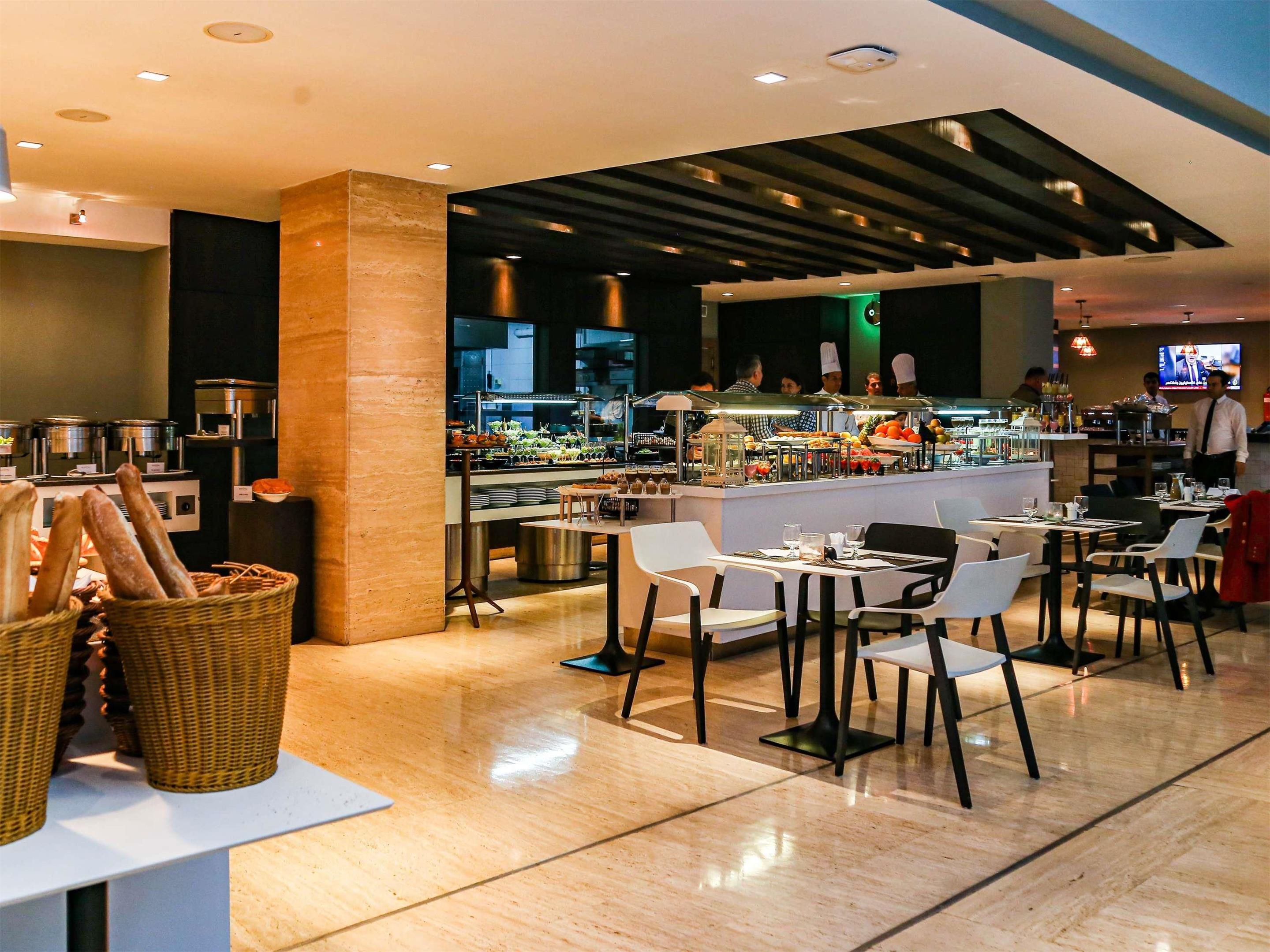 فندق نوفوتيل محمد الخامس - تونس - بار