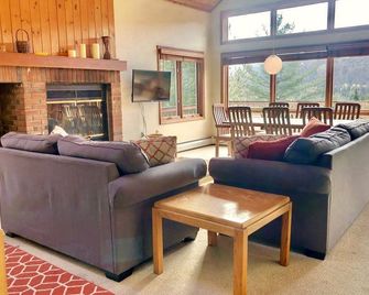 W4 Comfortable And Spacious Bretton Wood - Jefferson - Living room