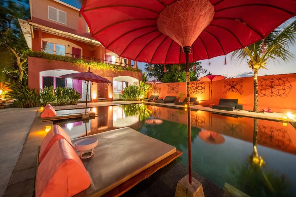PinkCoco Uluwatu - Constant Surprises & for Cool Adults Only - South Kuta