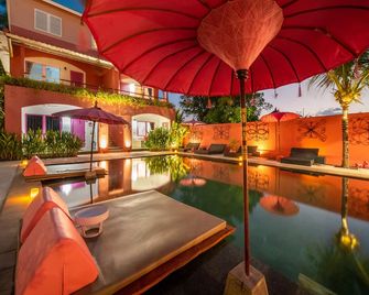 PinkCoco Uluwatu - Constant Surprises & for Cool Adults Only - South Kuta