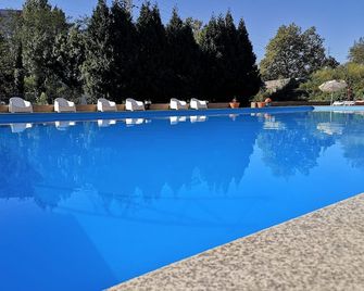Hotel Via Norte - Maia (Porto) - Zwembad