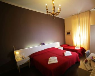 Rome Vatican Suite - Rome - Bedroom