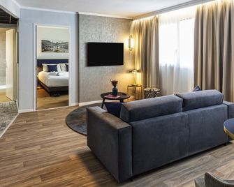 Mercure Toulouse Aéroport Blagnac - Blagnac - Wohnzimmer