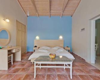 Rouda Bay Beach Hotel - Mokros Gialos - Bedroom