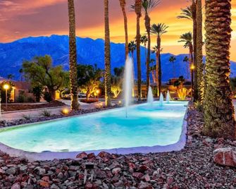 20%Off March 19-22! Amazing Reviews -Pool, Hot Tub - Palm Springs - Piscina