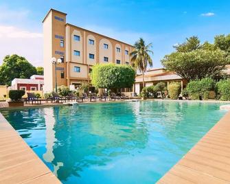 Dunia Hôtel Bamako Centre - Bamako - Pool