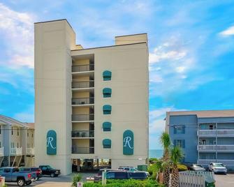Beach Getaway with Pool Access and Patio with Ocean View - Garden City Beach - Building