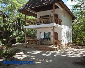 Waterlovers Beach Resort - Diani Beach - Edificio
