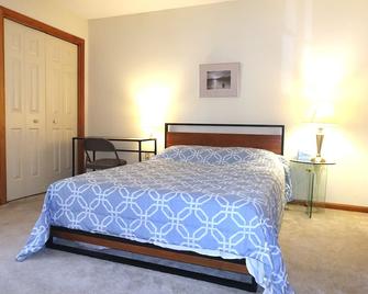 Luxury resort 3-bed 3-bath townhouse sleeps 8 - North Woodstock - Bedroom