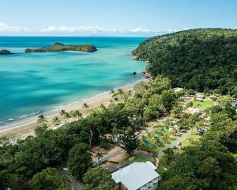 Cape Hillsborough Nature Tourist Park - Seaforth - Edificio