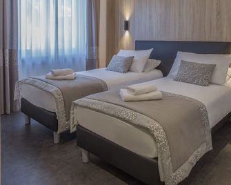 Tourist Hotel - Bressanone/Brixen - Makuuhuone