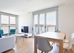 Olala Port Forum Apartments - Barcelona - Eetruimte